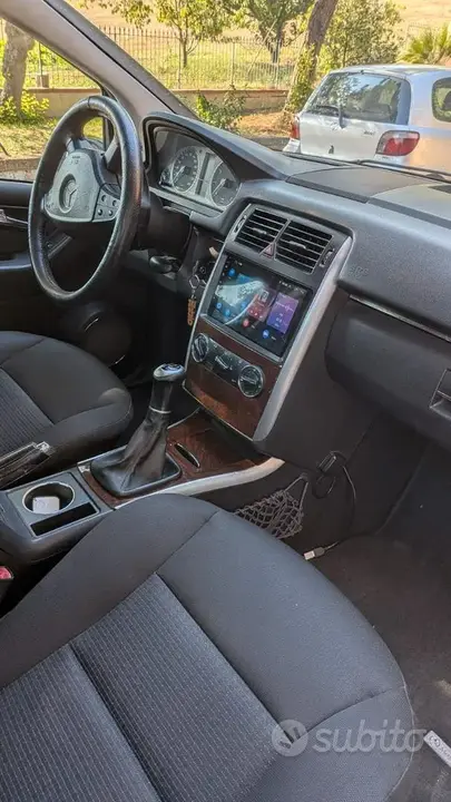 Mercedes-Benz B-Class 2005 photo 3