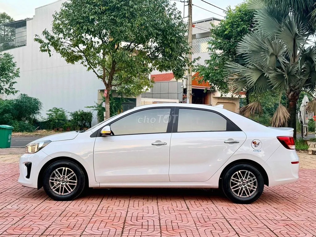 Kia Soluto 2024 photo 3