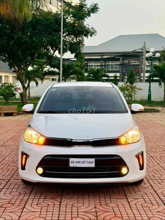 Kia Soluto