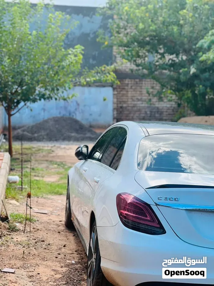 Mercedes-Benz C-Class 2016 photo 3