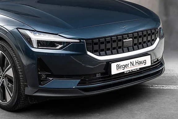 Polestar 2 2023 photo 2