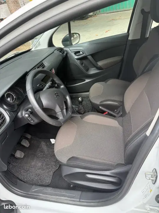 Citroen C3 2014 photo 3