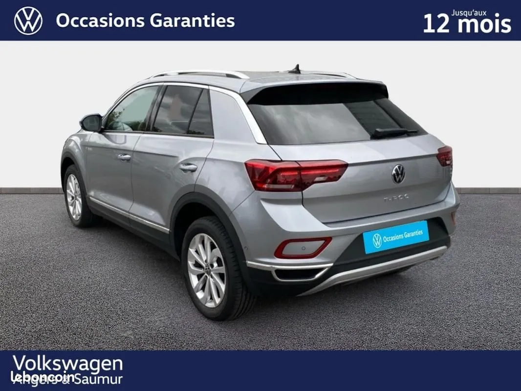 Volkswagen T-Roc 2023 photo 3