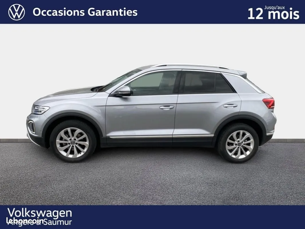 Volkswagen T-Roc 2023 photo 2
