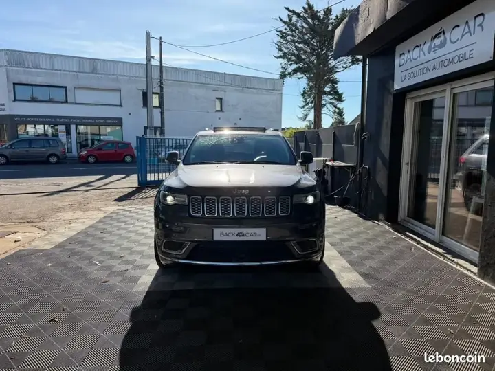 Jeep Grand Cherokee 2018 photo 2