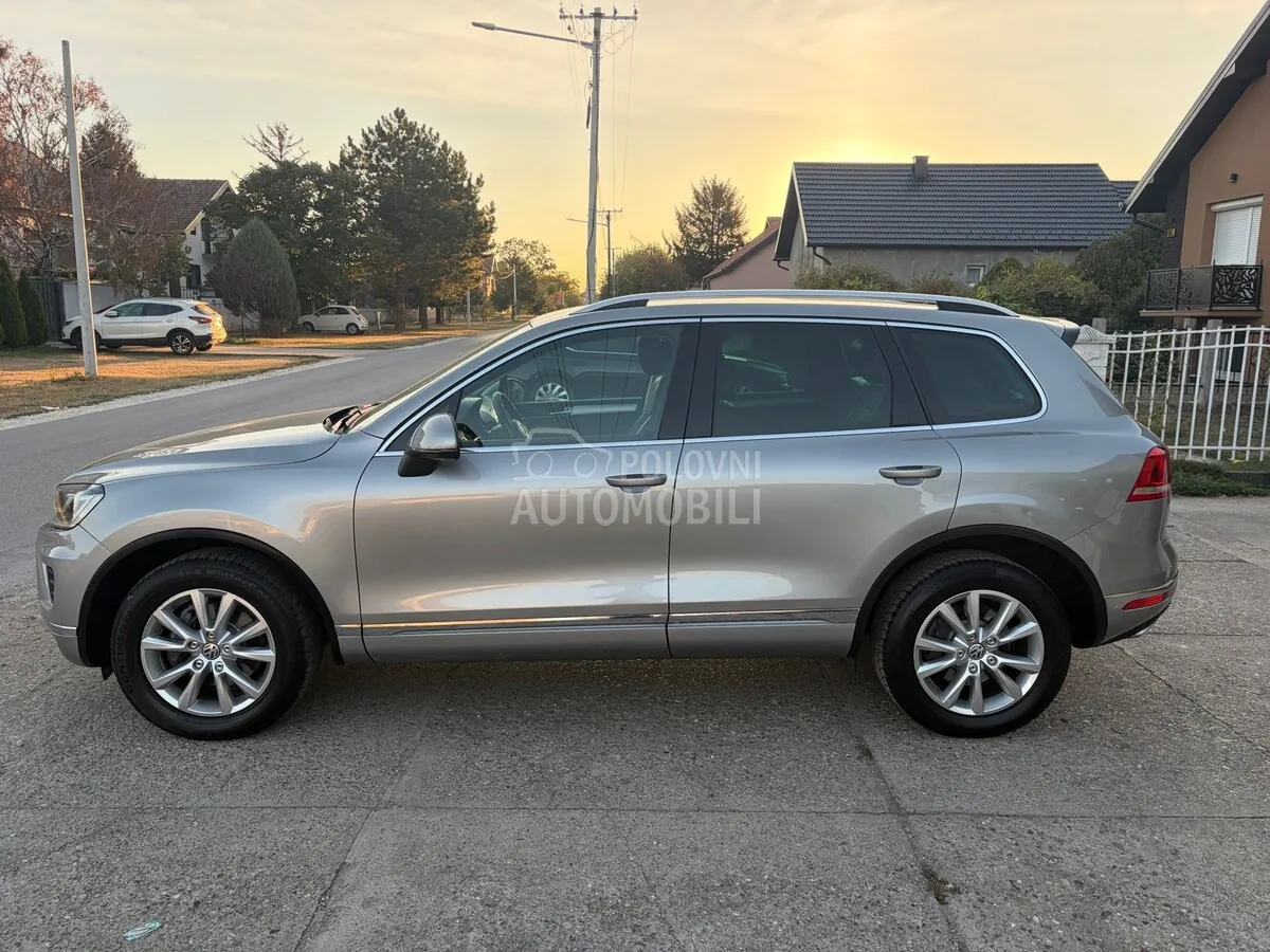 Volkswagen Touareg 2015 photo 2