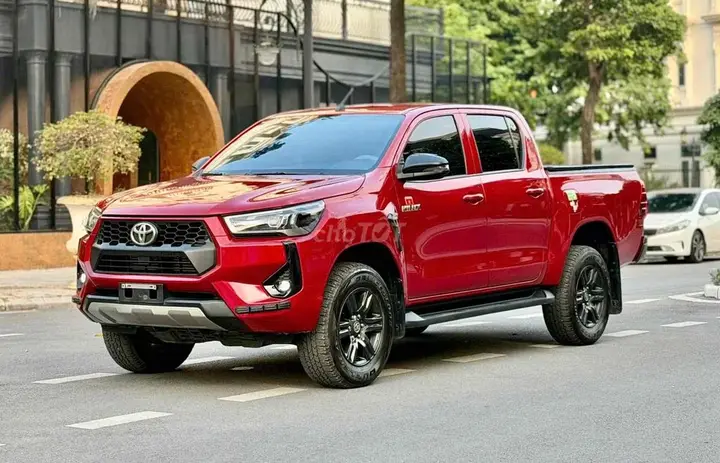 Toyota Hilux 2024 photo 4