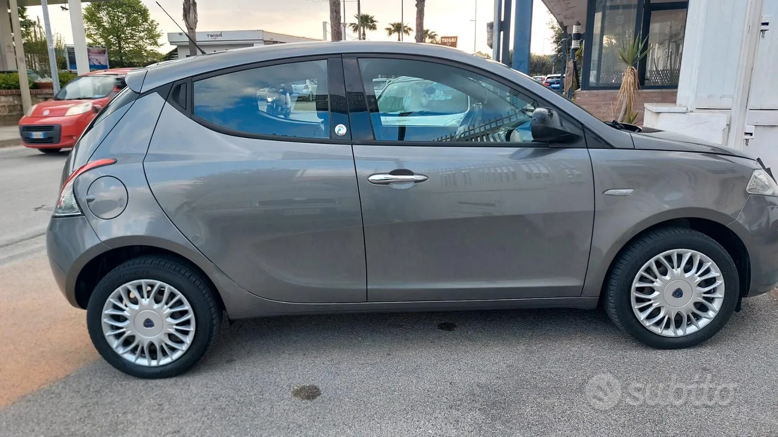 Lancia Ypsilon 2017 photo 2