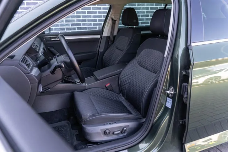 Skoda Superb 2021 photo 3