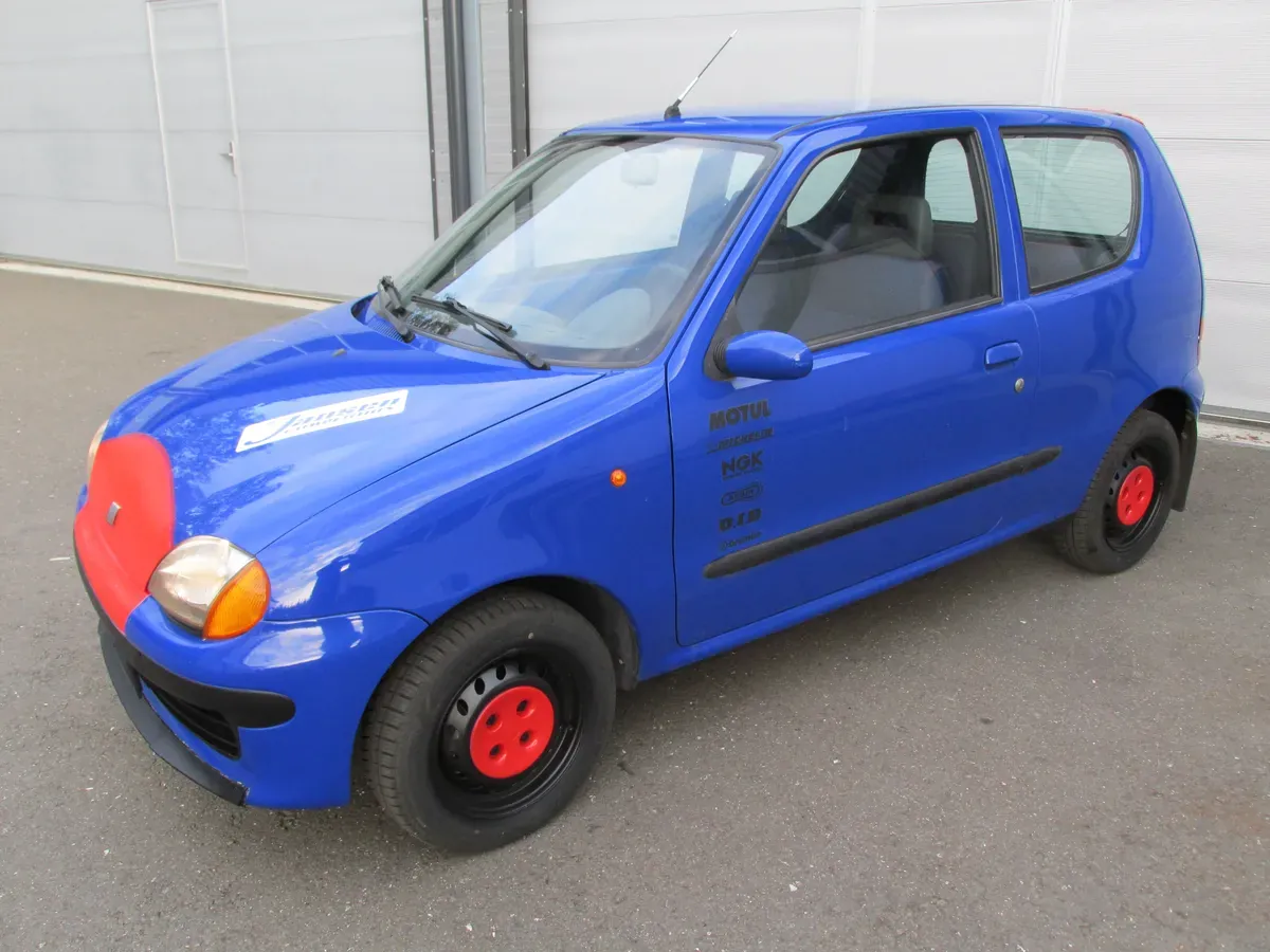 Fiat Seicento 2000 photo 2