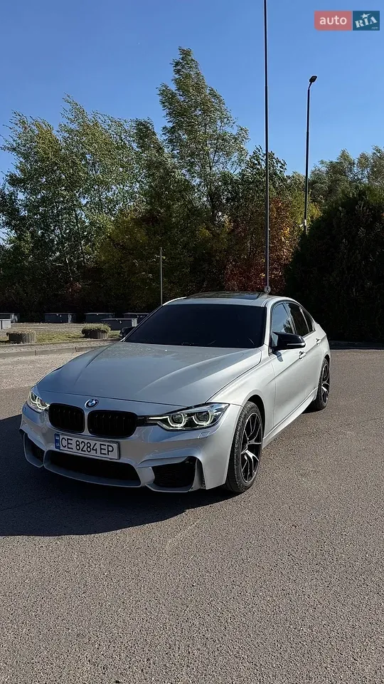 BMW 3 Series 2016 photo 3