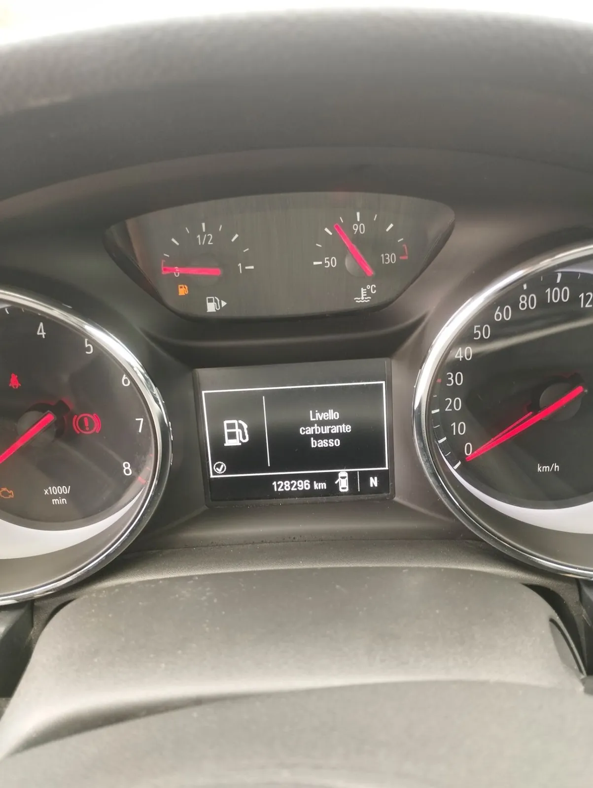 Opel Astra 2017 photo 2