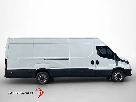 Iveco Daily 2023 photo 2