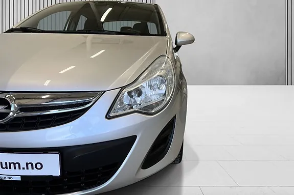Opel Corsa 2012 photo 3