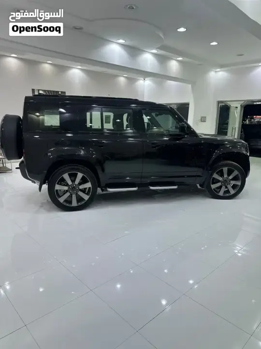 Land Rover Defender 2026 photo 4