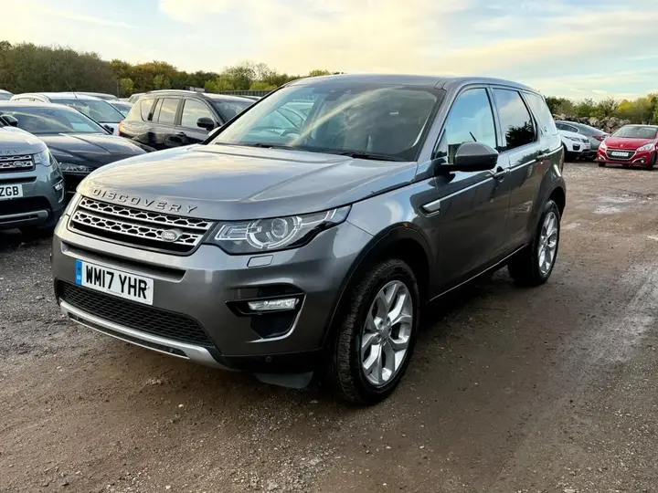 Land Rover Discovery Sport 2017 photo 4