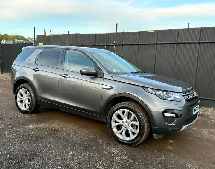 Land Rover Discovery Sport 2017 photo 5