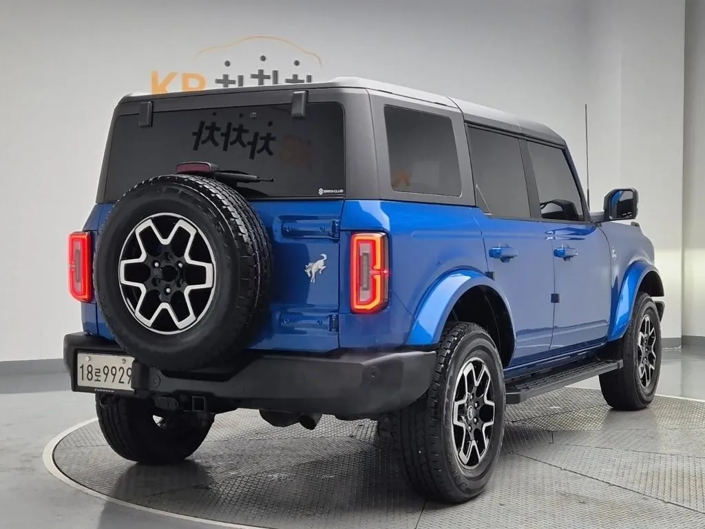Ford Bronco 2022 photo 3