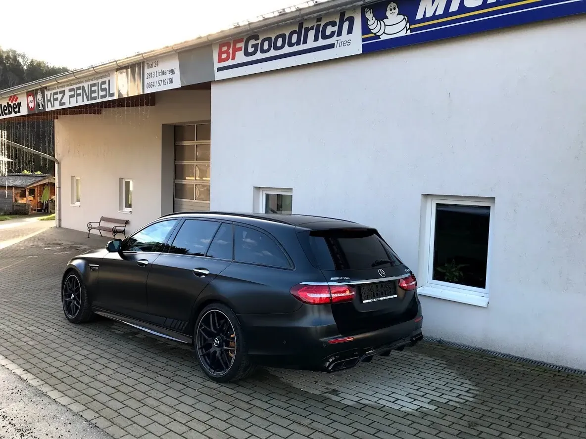 Mercedes-Benz E-Class 2018 photo 3