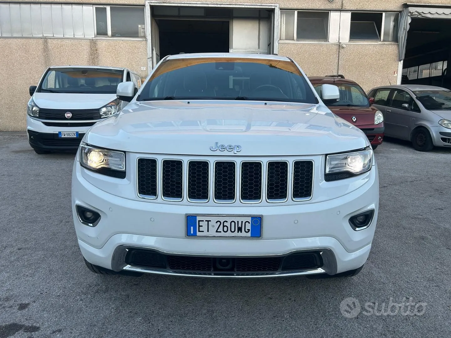 Jeep Grand Cherokee 2014 photo 2