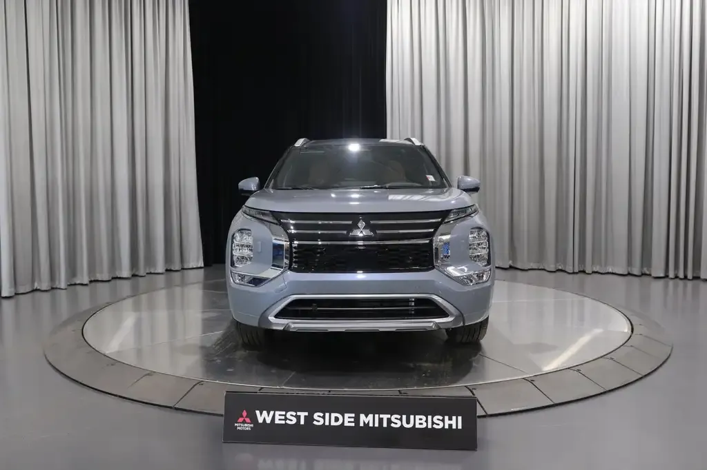 Mitsubishi Outlander 2026 photo 2