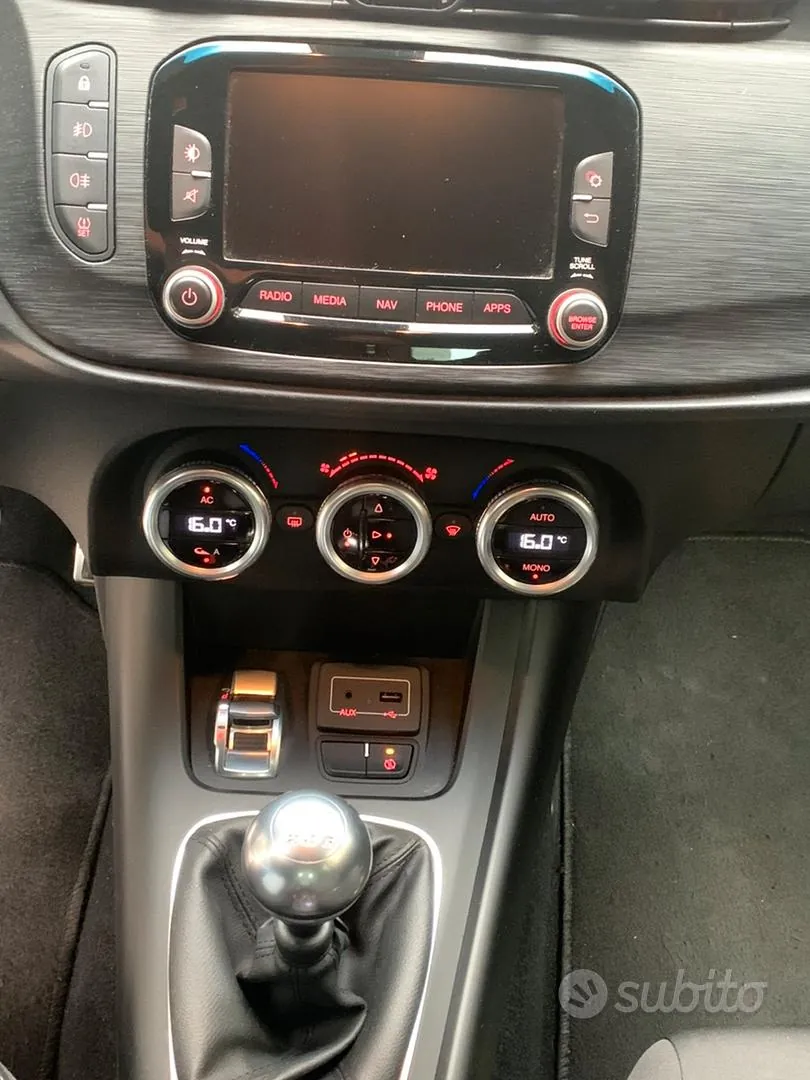 Alfa Romeo Giulietta 2018 photo 4