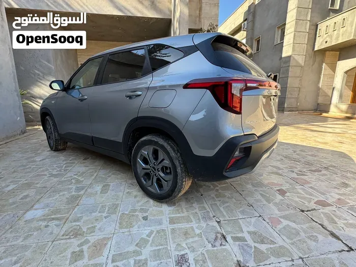 Kia Seltos 2025 photo 2