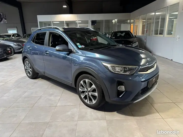 Kia Stonic 2018 photo 2