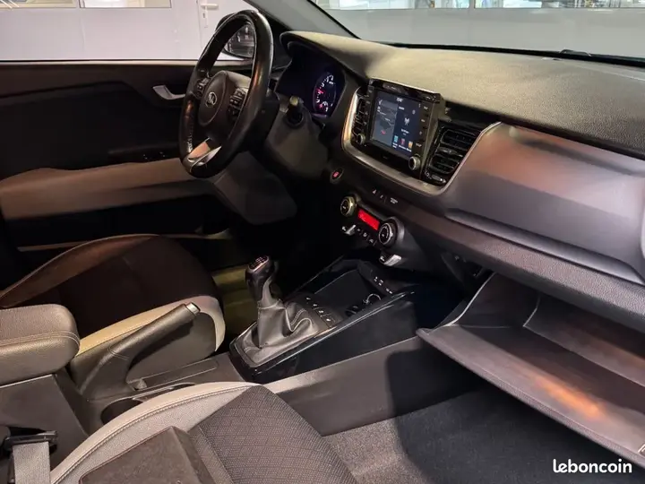 Kia Stonic 2018 photo 3