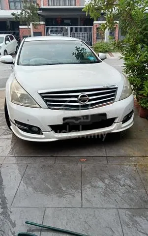 Nissan Teana