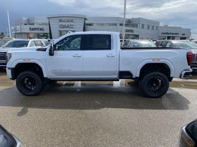 GMC Sierra 3500Hd 2026 photo 3