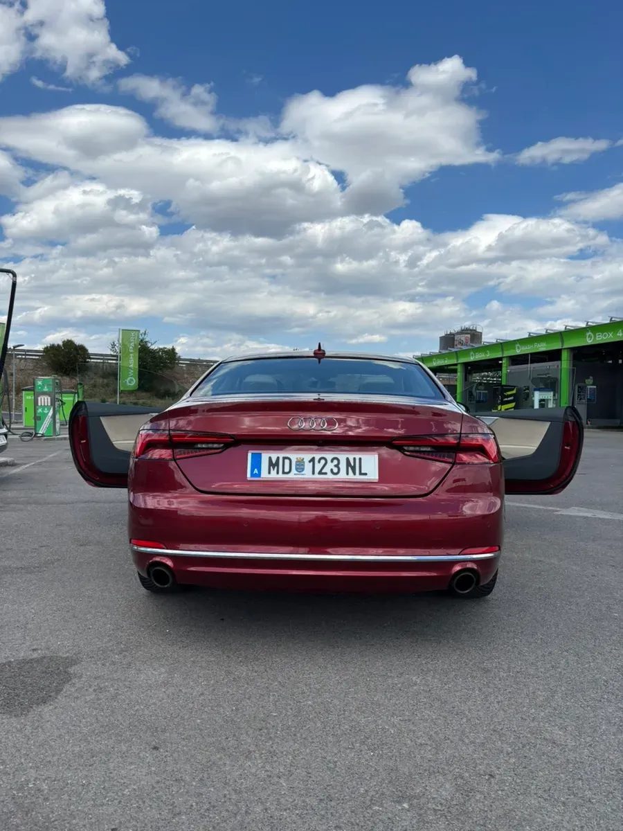 Audi A5 2017 photo 2