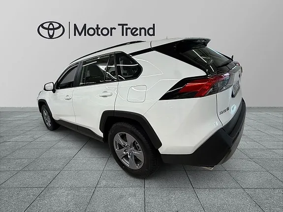 Toyota Rav4 2025 photo 3