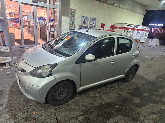 Toyota Aygo 2007 photo 2