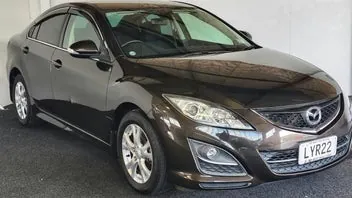 Mazda Atenza 2010 photo 2