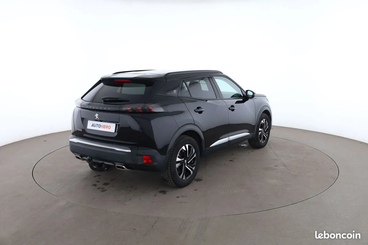 Peugeot 2008 2022 photo 3