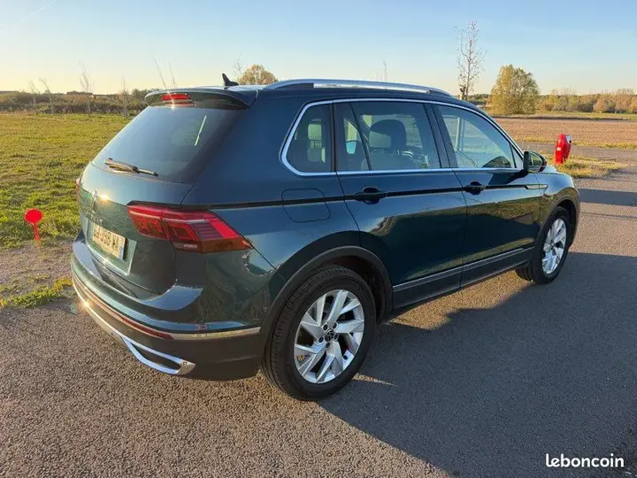Volkswagen Tiguan 2022 photo 2