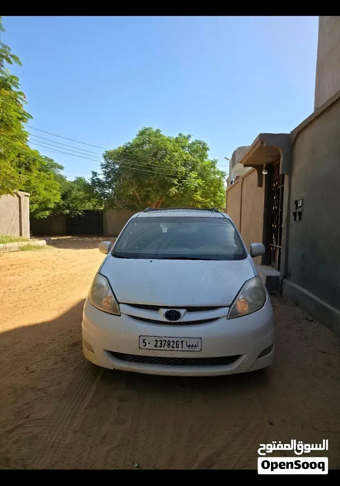 Toyota Sienna 2006 photo 3