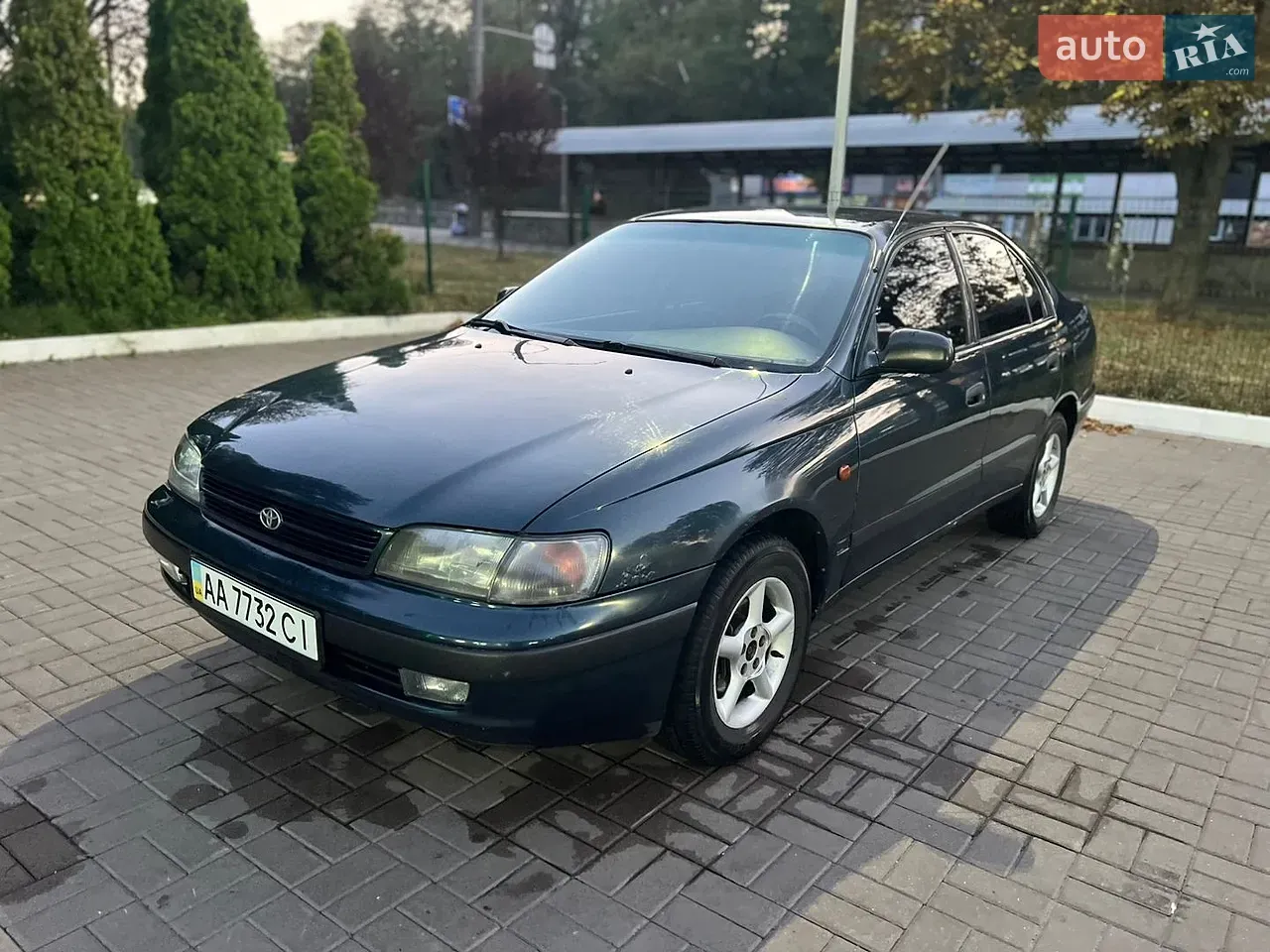 Toyota Carina E