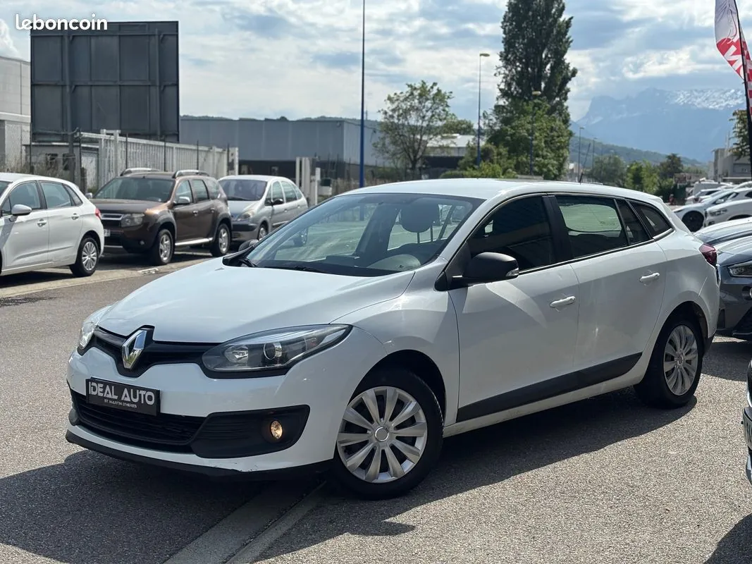 Renault Megane 2014 photo 2