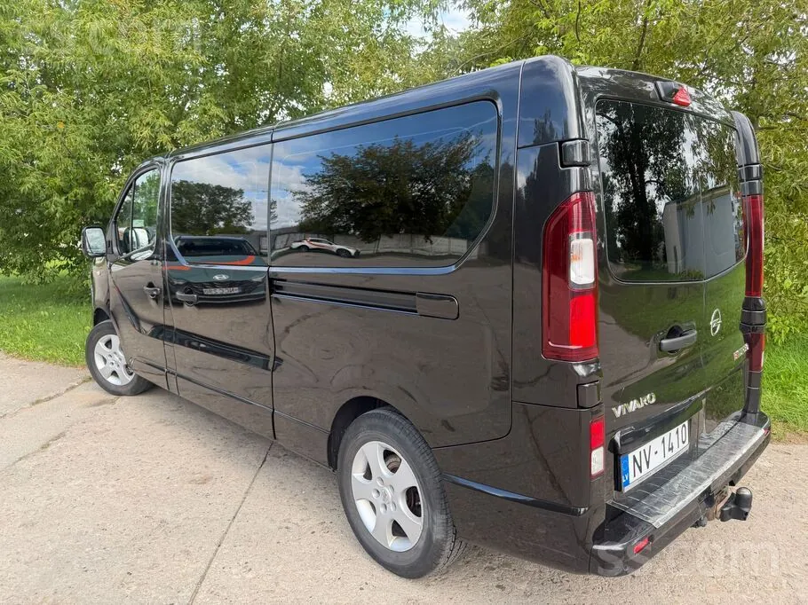 Opel Vivaro 2017 photo 3