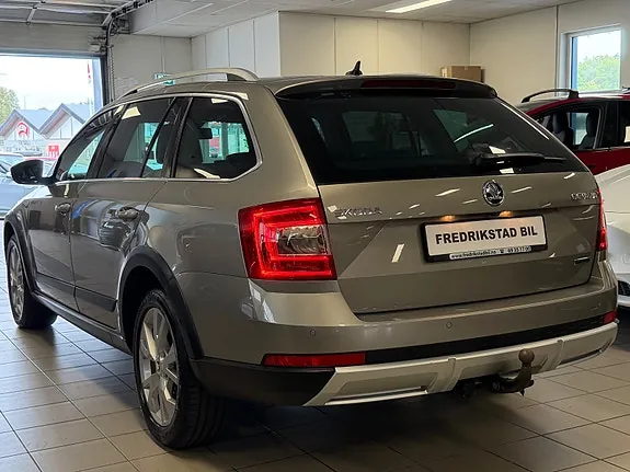 Skoda Octavia Scout 2016 photo 2