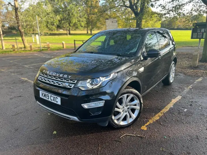 Land Rover Discovery Sport 2019 photo 2