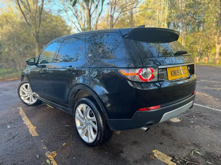 Land Rover Discovery Sport 2019 photo 5