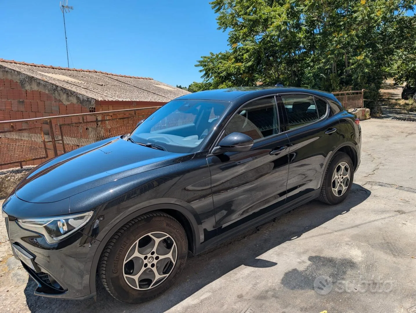 Alfa Romeo Stelvio 2022 photo 2