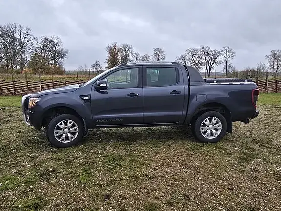 Ford Ranger 2015 photo 2