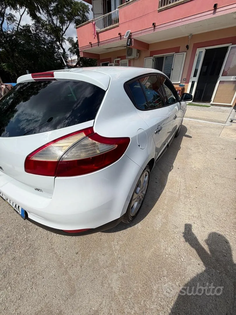 Renault Megane 2009 photo 4