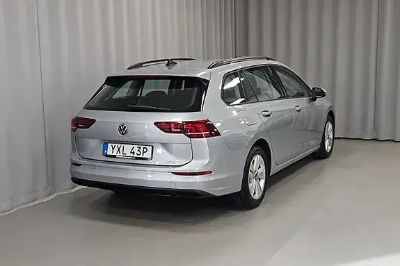 Volkswagen Golf I 2026 photo 3