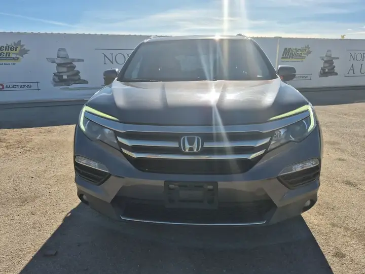 Honda Pilot 2018 photo 2