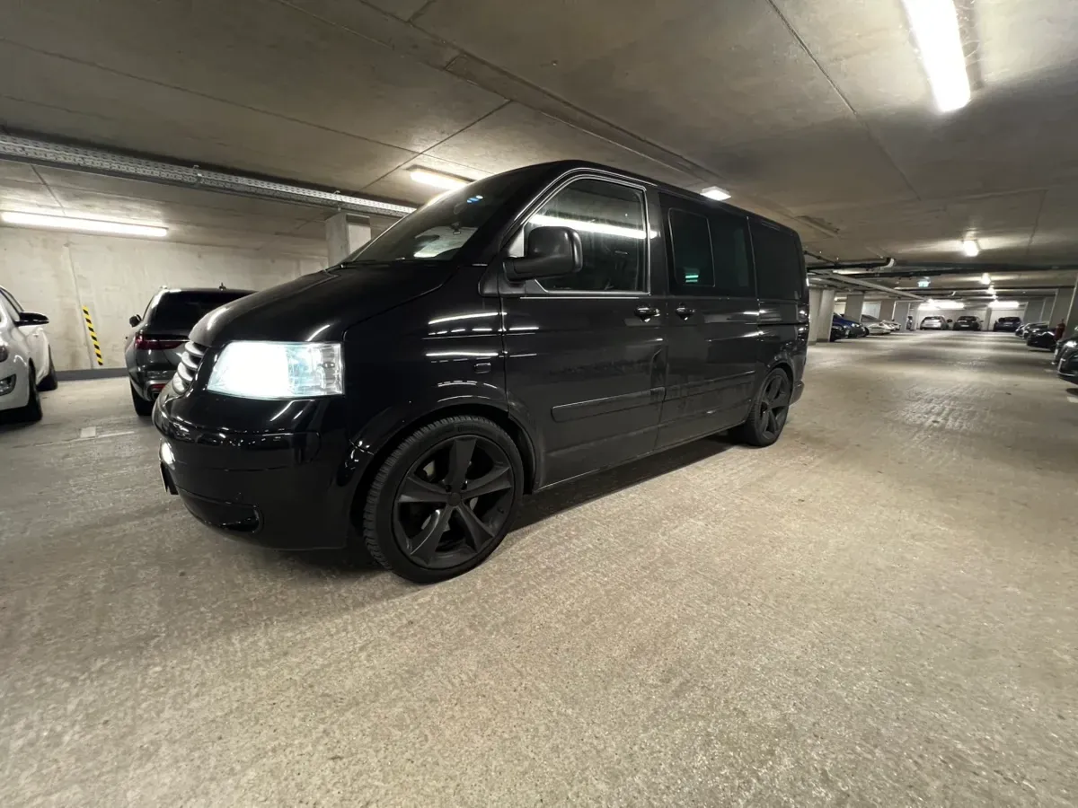 Volkswagen Multivan 2006 photo 2